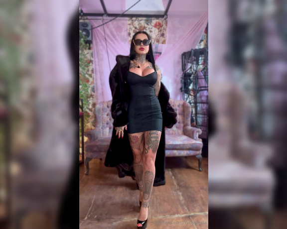 Miss Ruby Alexia aka rubyalexia OnlyFans - The Female Mafia are coming for you and everything you own!  FULL LENGTH CLIP