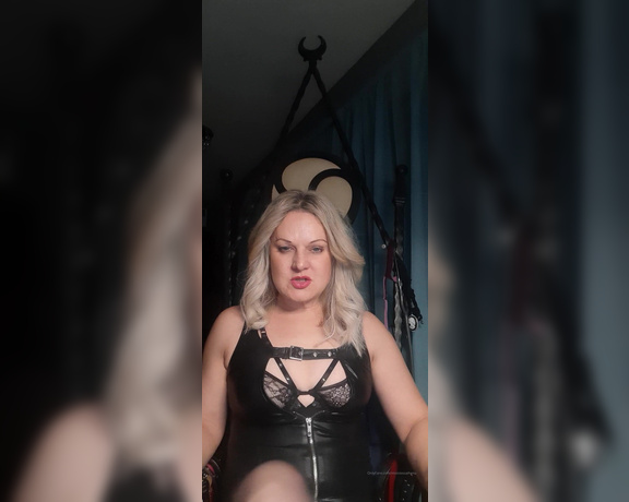 Mistress Athena aka mistressathena OnlyFans - Well well well, you couldnt resist , so lets see how you feel with my stocking