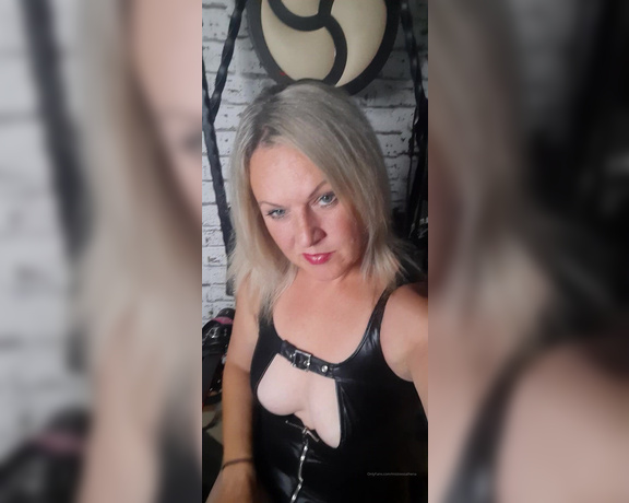 Mistress Athena aka mistressathena OnlyFans - Head on my lap, knees on the ground, submit to me MISTRESSATHENA