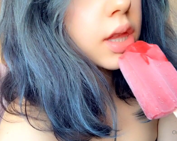 Princess Violette aka violette OnlyFans - I love popsicles yummm