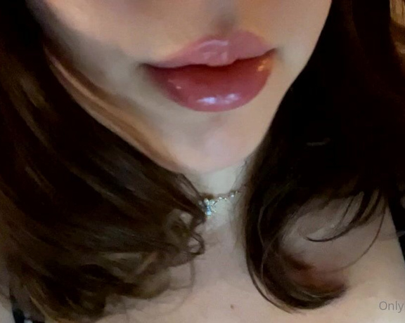 Princess Violette aka violette OnlyFans - Superior princess lip worship Worship the pout and send $50 to play Doing video sessions tonight!