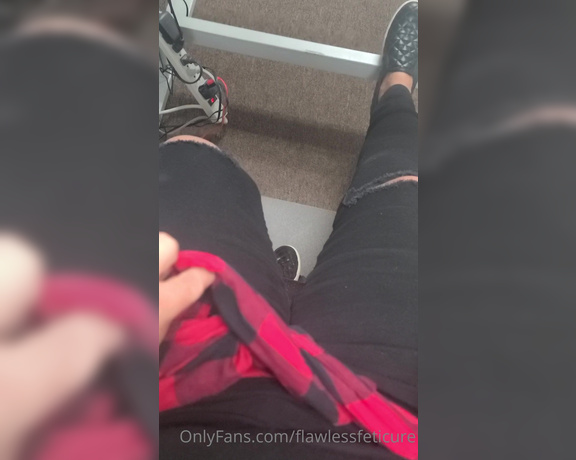 Flawlessfeticure aka flawlessfeticure OnlyFans - Fuck I need to cum I dont think Ill be able to wait until I get