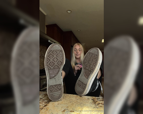 Goddess Kaylee aka xomaddykxo OnlyFans - These soles were made for cleaning by your tongue of course!!!! get to licking and try