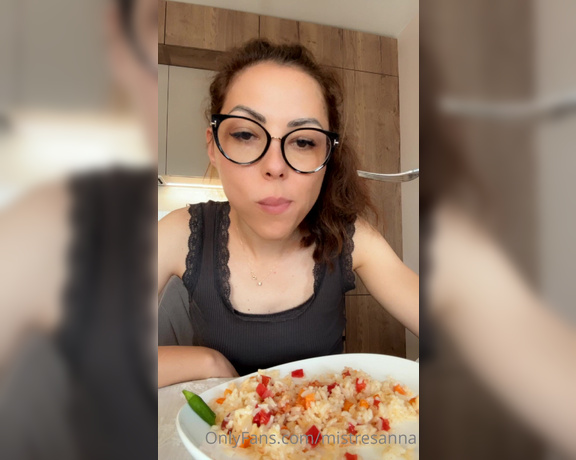 Mistress Anna aka mistresanna OnlyFans - Eating risotto