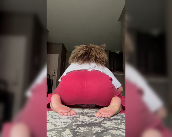 Omgitsbratch aka omgitsbratch OnlyFans - Little yoga this morning