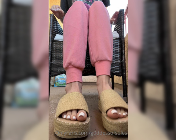 G0ddessofsoles aka g0ddessofsoles OnlyFans Video - Do you want more videos like this