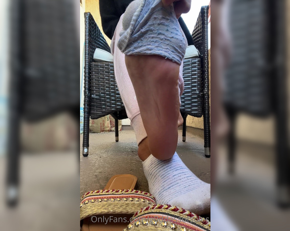 G0ddessofsoles aka g0ddessofsoles OnlyFans Video - One for my sock lovers