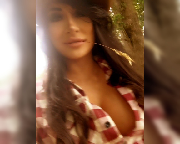 Goddess Jada Cameo aka jada_cameo OnlyFans Video - Bts cowgirl shoot video