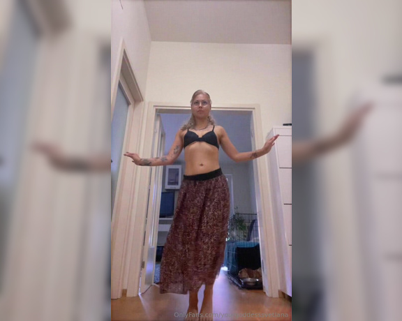 Goddess Mommy Svetlana aka yourgoddesssvetlana OnlyFans Video - hey this is me, dancing while youre sweating in agony because how to explain your wife