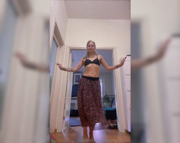 Goddess Mommy Svetlana aka yourgoddesssvetlana OnlyFans Video - hey this is me, dancing while youre sweating in agony because how to explain your wife