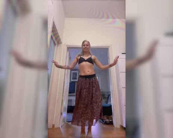 Goddess Mommy Svetlana aka yourgoddesssvetlana OnlyFans Video - hey this is me, dancing while youre sweating in agony because how to explain your wife