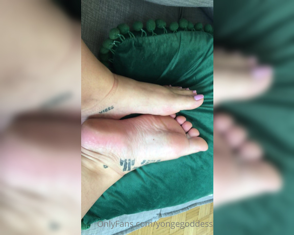 Goddess Allie James aka yongegoddess OnlyFans Video - Before and after todays pedicure