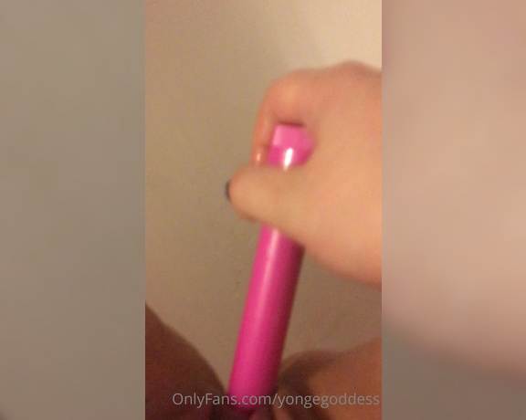 Goddess Allie James aka yongegoddess OnlyFans Video - I make myself SQUIRT What would you do to have the chance to lap up my