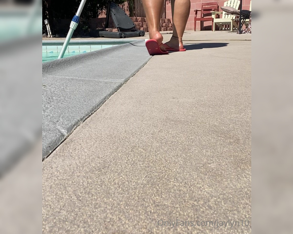 Jaylyn aka jaylyn10 OnlyFans - Pool Cleaning activities … who can take over for me