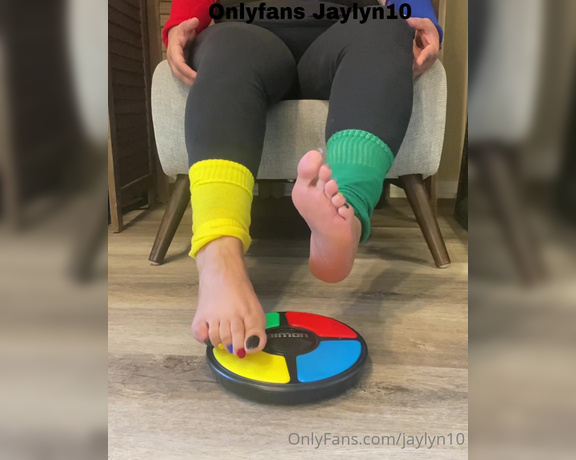 Jaylyn aka jaylyn10 OnlyFans - Watch my Play a game of Simon says