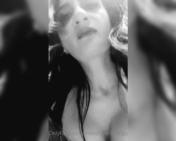 Miss Chanel Rodriguez aka misschanelrodriguez OnlyFans - Non meritate altro che essere rifiutati,ridicolizzati e umiliati Siete inferiori e vi sputo dall alto! #spittingfetish