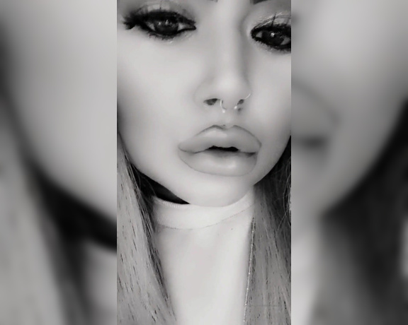 Miss Laura aka mistresslaura11 OnlyFans - Full clip  combination clip for you to goon over! Trigger word warning Relapse pending