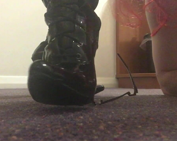 Miss Laura aka mistresslaura11 OnlyFans - FULL VIDEO Crushing, Trampling & destroying his specs with my sharp PVC boots