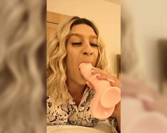 Miss Laura aka mistresslaura11 OnlyFans - Clip  My feminised cock whore lacey telling us all how she works her face pussy