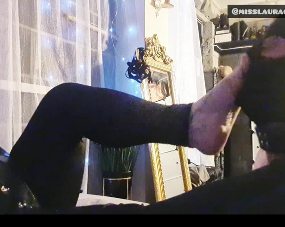 Miss Laura aka mistresslaura11 OnlyFans - Clip  Its time to worship my ass and feet Do a good job for