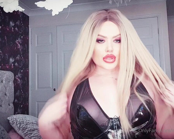 Miss Laura aka mistresslaura11 OnlyFans - CLIP  Youre just too weak to resist arent you loser Everything about me just destroys