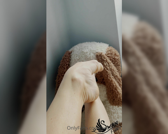 Swan Feet aka swanfee OnlyFans - Sexy high arched feet in bed playing with a big Teddy bear