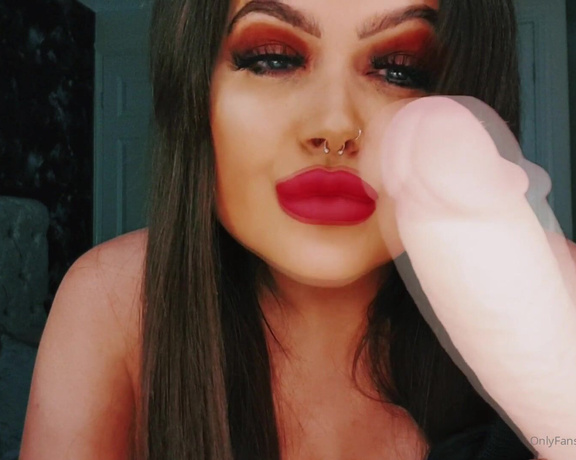 Miss Laura aka mistresslaura11 OnlyFans - Full clip when I am finished with you all you will crave is cock You