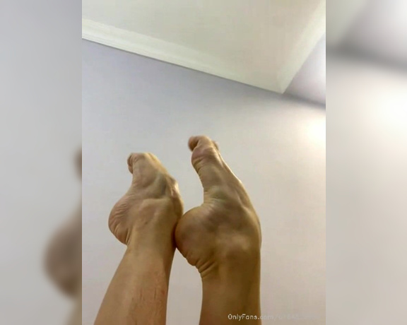 Swan Feet aka swanfee OnlyFans Video 5975