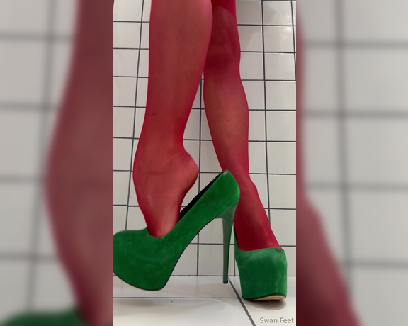 Swan Feet aka swanfee OnlyFans - Sexy red stockings and high heels dangling