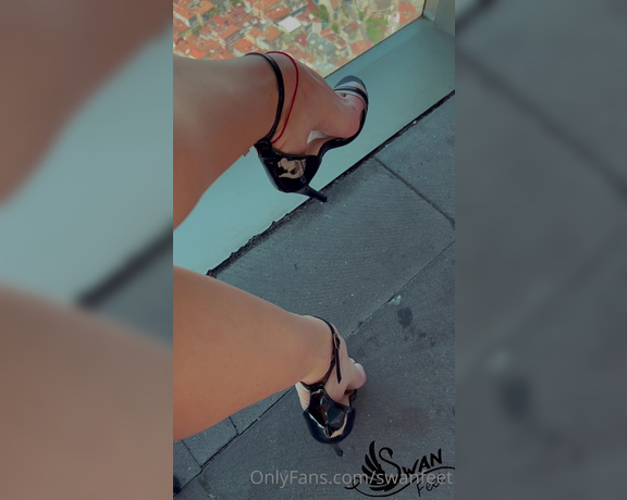 Swan Feet aka swanfee OnlyFans - High arched feet in high heels close up Beautiful view from the sky Crossed legs and