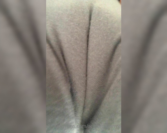 ScarletBunny aka scarletbunnyy OnlyFans - #Cameltoe #Pussy #Ass #Leggins #ScarletBunny