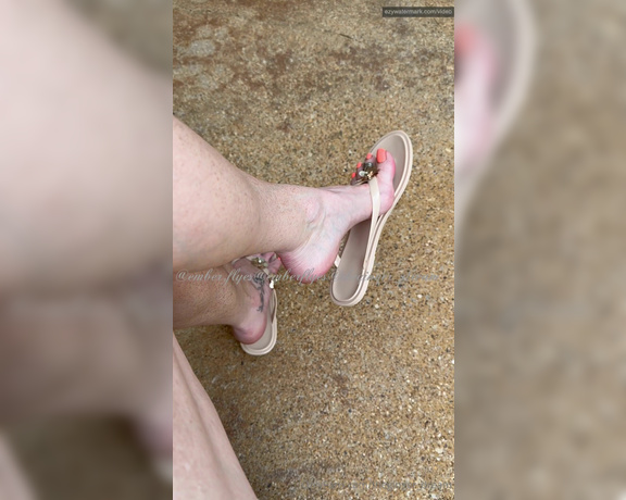 TheGingerDream aka theginger_dream OnlyFans - Sitting outside dangling my sparkly flip flops ,enjoy