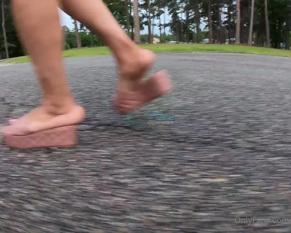 Auntie Lynn aka mrslynnsworld OnlyFans - I was told the sound of my soles being slapped by my flip flops is