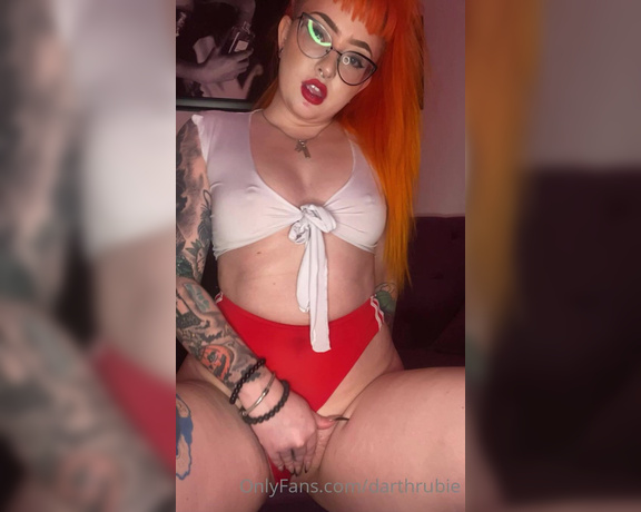 Rubie Hellia aka rubiehellia OnlyFans - Clearly just horny and having a good time here