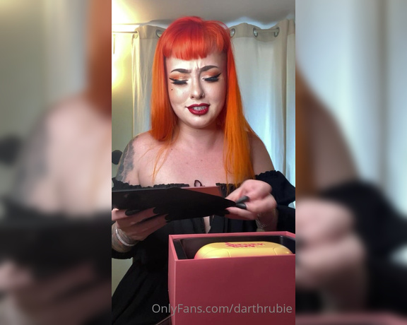 Rubie Hellia aka rubiehellia OnlyFans - SURPRISE EXTRA SPICY CONTENT ON THE FEED!!! Unboxing and trying a new toy! Pink Punch sent