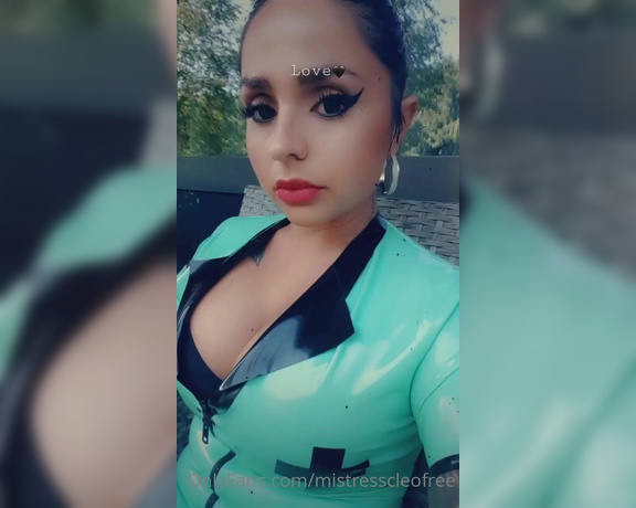 Goddesscleo_xo aka Findom. xomisscleo OnlyFans Video - 247 horny