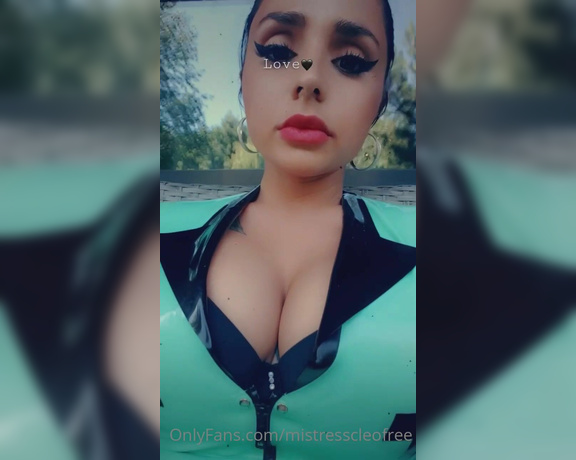 Goddesscleo_xo aka Findom. xomisscleo OnlyFans Video - 247 horny