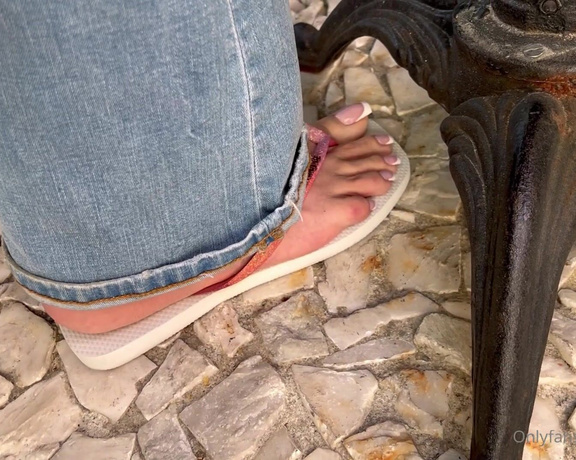 Goddess Grazi aka Foot Fetish. grazigoddess OnlyFans Video - I love my flip flops