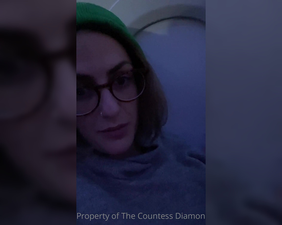 Countess Diamond aka countessdiamond OnlyFans - My dramatic airport experience with a happy ending)