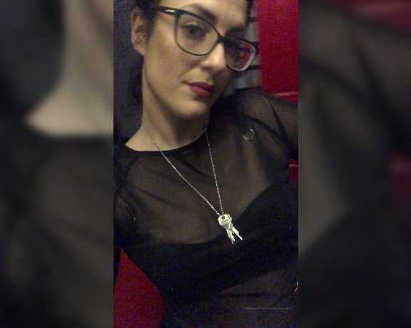 Countess Diamond aka countessdiamond OnlyFans - I want your desire round My neck