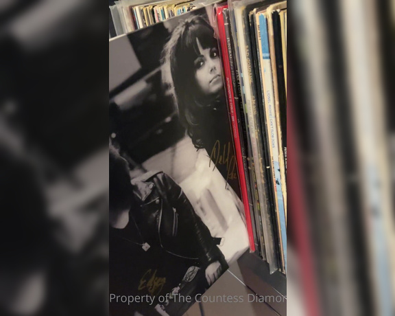 Countess Diamond aka countessdiamond OnlyFans - Your bookcases have been inspiring! Thankyou here’s a deeper dive into my record collection for all