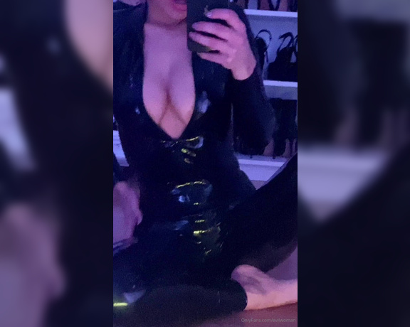 Evil Woman aka Evilwoman OnlyFans - Haha, you are sweet! You think this end of your servitude because you cum Why are you looking at 6