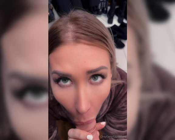 Diosa Sara aka diosasara OnlyFans - Mulla ei ollut rahaa maksaa ruokalhetille mut onneks maksu hoitu toisella tavalla