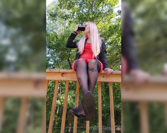 MythicMaggie aka mythicmaggie OnlyFans - Just outside enjoying a coffee, my vape, and the fact that I have a deck