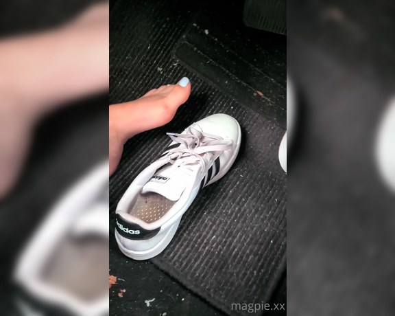 MythicMaggie aka mythicmaggie OnlyFans - Driving Barefoot! I always slip these shoes on sockless when Im running out of the door