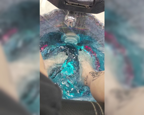 MythicMaggie aka mythicmaggie OnlyFans - A couple relaxing clips of my feet in the water during my pedicure appointment this evening