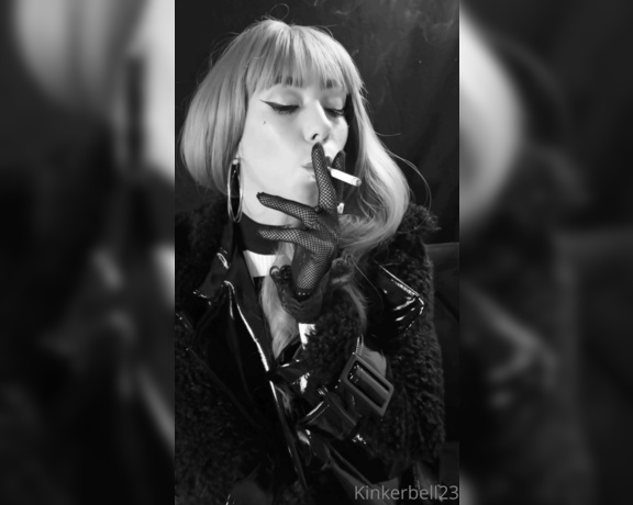 Queen Kinkerbell aka kinkerbell23 OnlyFans - Are we loving the B&ampW or not really digging