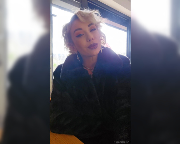 Queen Kinkerbell aka kinkerbell23 OnlyFans - Power smoking before I head out for the day, this short clip was from a recent