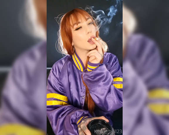 Queen Kinkerbell aka kinkerbell23 OnlyFans - Double trouble, I love smoking two cigarettes one after the other Who loved this clip