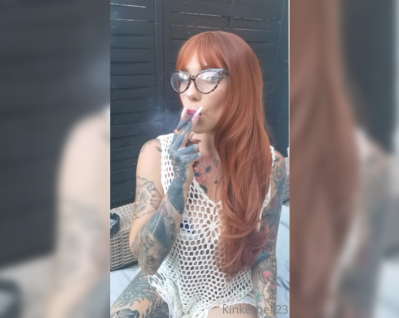 Queen Kinkerbell aka kinkerbell23 OnlyFans - Sound ON for this one! Trying these new Black devil cigarettes, Ive only ever had the